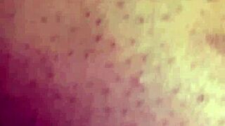 Boyfriend's dick sucked in sloppy blowjob and creampied