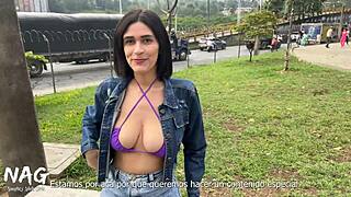 Jade Mercury Meets A Random Guy Near Subway And Teases Him On Video