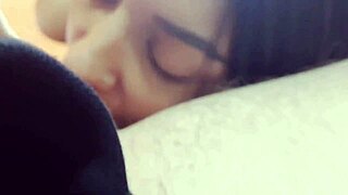 Alumna cachonda montando duro en la verga de su profesor se viene en mi cara.