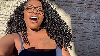 Joi- Jovem Negra Gozando Gostoso Enquanto Masturba Sua Buceta Cremosa No Quinta De Casa Brub