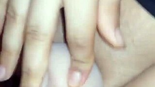 doble penetracion with my dildo and neighbor