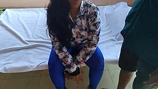 The naughty bahu QUENCHES her chut's desire by getting her gaand MARWALI by susur.