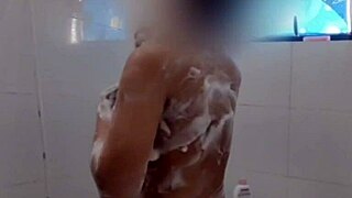 pinay girl shower show sa banyo bago magtrabaho