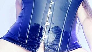 madrastra latina colombiana with giant cameltoe seduces hijastro masturbating vagina and ass loves double penetration usa bhabhi desi sex xxx american united states 😈