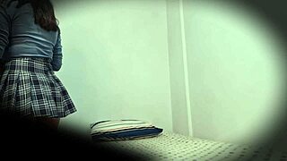 I Wonder Who This Colombian Model Is in This Real Spy Cam Video