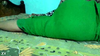 Desi Sanjana Aunty Shows Her Big Ass