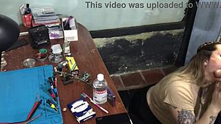 No money to pay my technician, so I sucked his dick