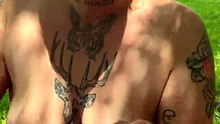 i suck dick outdoors with milk 😋