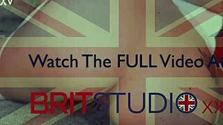 18 year old student nurse makes herself cum