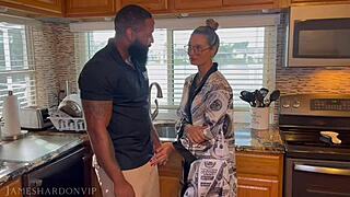 Stepmom seduces the plumber in a steamy encounter