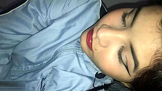 La Hermanastra Latina Olvidó Ponerse Las Bragas Y Se La Follaron