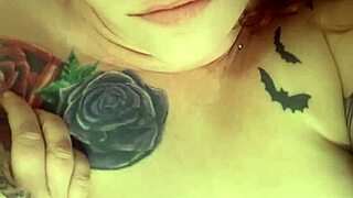 Beautiful Chubby Redhead Masterbates With Wet Pussy