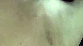 video casero de como le chupo la verga a mi amigo mexicano mientras mi novio no esta amigo mamado con una vergota me da leche en mi mano 😏