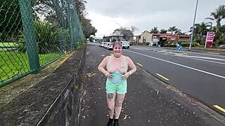 Trashy Kiwi Slut Shows Off At The Mall And On A Busy Public Street