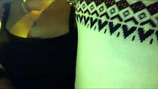 Mature milf shakes big ass in lima streets 😏