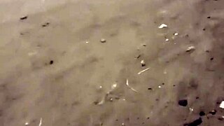 Mature milf shakes big ass in lima streets 😏