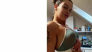 were on a date and you see this pic in my phone would you stay or would you leave after finding out im addicted to pegging