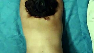 He fucks me doggy until cumming on ass