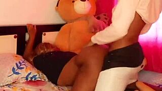 Sorprendo A Mi Hermanastra En Su Cuarto Y Follamos Apacionadamente