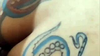 Latina Amateur in Outdoor Public Scene