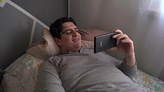 Dani Ortiz, famous Colombian influencer, teaches fans masturbation with joi instructions