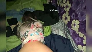 nalgotas de mexicana primeriza reciben vergota, dan vergota a teen mexicana de perrito big cock casero