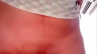 mira como me abro el culo amor espero disfrutes de este video corto