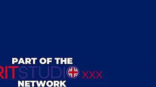 Ebony Woman Gets Roughly Fucked In Hotel Room With Passion