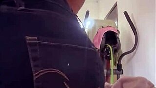 mira como me abro el culo amor espero disfrutes de este video corto