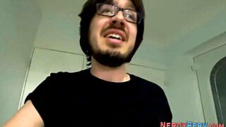 newbie eaten out by nerd 😈