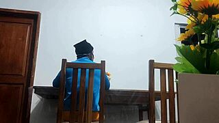 camera catches fucking the restaurant whore in her skirt, so hot 😏