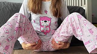 Stepsister Small Boobs In Pajama Fuck Finger Pussy And Squirting Cum Close Up