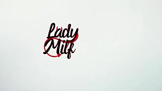 Encontré la manera de hacer que mi vecino polla grande venga a mi casa y me folle subtítulos en español