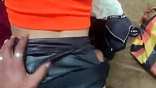 i fucked the delivery guy bareback and got creampied sorry love 😈🍑