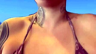 Treinando Na Academia De Frete Pra Praia De Ipanema Rj Só De Biquíni Toda Molhada Escorria Suor Pelas Perna Fiquei Até Com Tesão