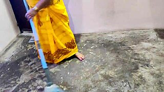 Bhabhi ki chudai kichen me 😈