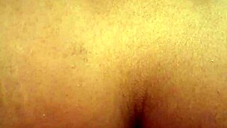 Homemade tight pussy teen gets licked.