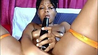 Skinny Girl Next Door Flashing Homemade Close-Up