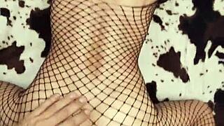 gypsy skinny milf porno model in erotic lingerie