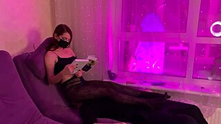 Mistress Sofi in Nylon Tights Facesits While Reading Book