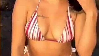 amateur solo sexy body girl posing in natural light