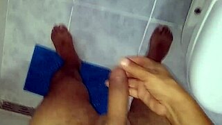 Pajaso performs homemade masturbation in a narrative style