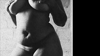 young thick natural teen with massive ass cheeks swallowing cum in african hood