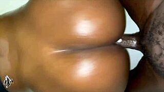 Beau-P�Re Baise Sa Belle-Fille Dur Dans Le Trou Du Cul Et La Chatte Pour Sauter Les Cours