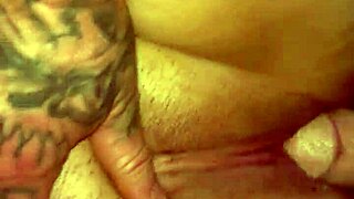 Thick amateur in missionary pose with partner