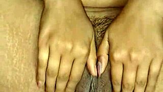 Look at Alisha Bhabhi's Juicy Close-Up Pussy!