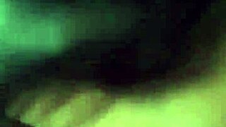 Marido cuckold chamou assinante do xvideos red para brincar com a boca da esposa junto com ele