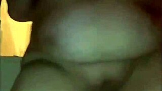 teasing you with my curvy body and hot piss, it's naughty