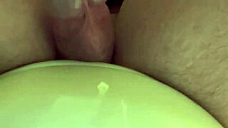 free hands, cumming on my cock, can't stop licking the dripping