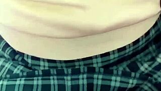 Me Folle A Mi Mejor Amiga Estaba Triste Porque Su Vato La Engano Y La Consuelo Con Mi Verga Ella Tiene Un Culote Y La Mama Como Borreguita Que Compa Tan Pendejo La Neta